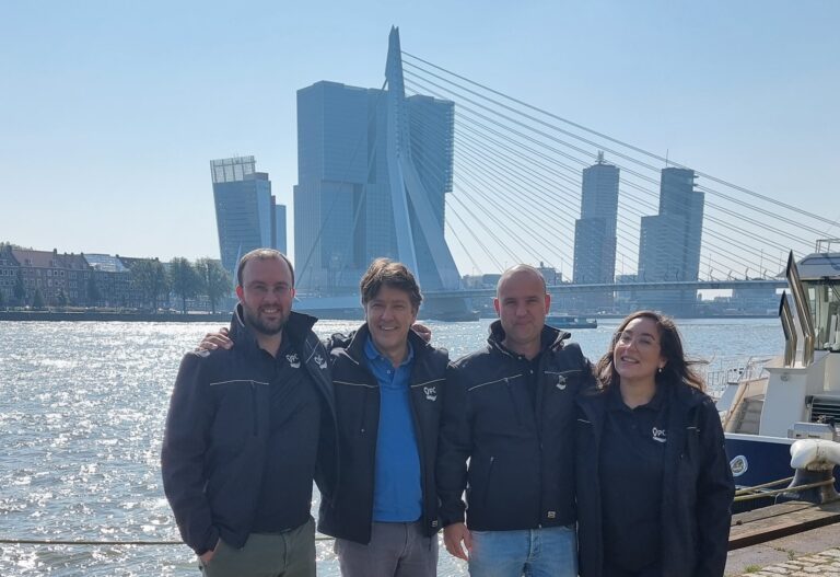 Team in Rotterdam in front of Erasmusbrug